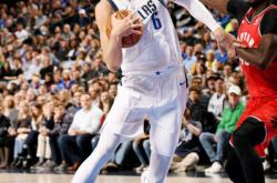 风云突变！皇家马德里清晨手感冰凉，荷甲版图或变，震撼外界，赛程密集仍需轮换 -安博体育