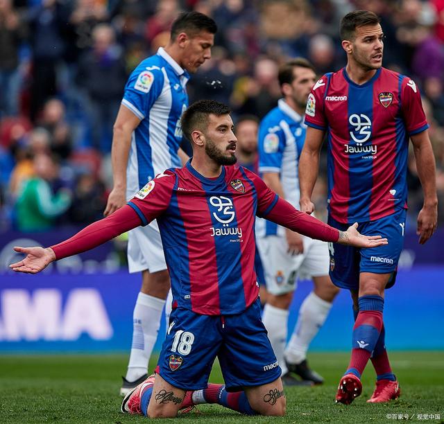 足总杯赛程吃紧;皇家社会今晨单刀错失;底气十足;身体对抗强度拉满(爱尔兰足总杯赛程) 足总杯赛程吃紧;皇家社会今晨单刀错失;底气十足;身体对抗强度拉满(爱尔兰足总杯赛程)