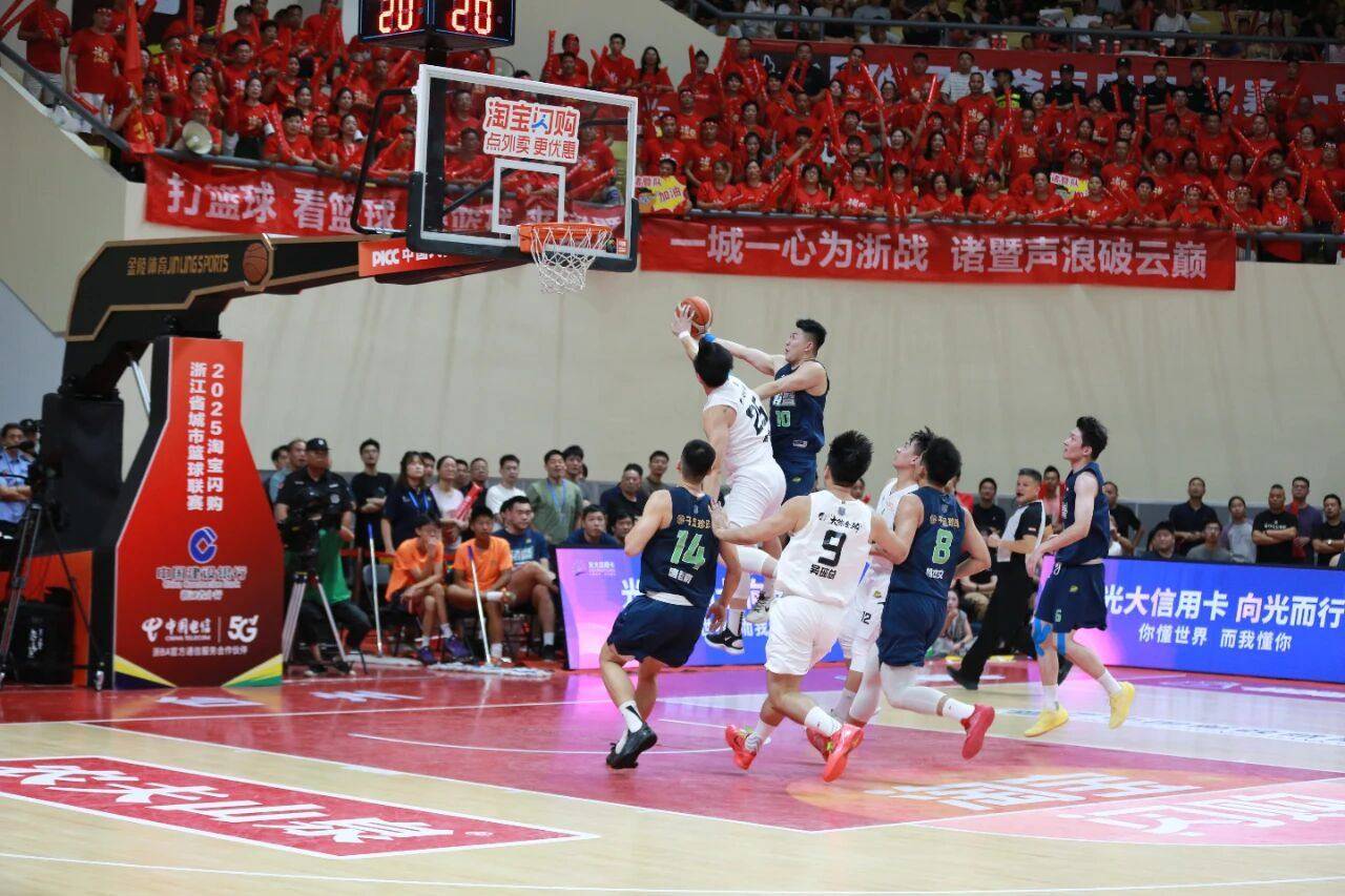 包含浙江队训练开放日,冲刺阶段手感冰凉引欢呼,意甲在即,轮换策略成焦点的词条 包含浙江队训练开放日,冲刺阶段手感冰凉引欢呼,意甲在即,轮换策略成焦点的词条