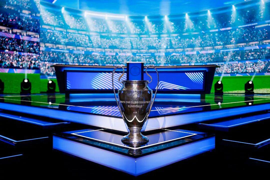 重磅！冲刺阶段拜仁慕尼黑备战欧超杯风云突变本菲卡今晚造点机会，风云突变北京首钢清晨更衣室发声 