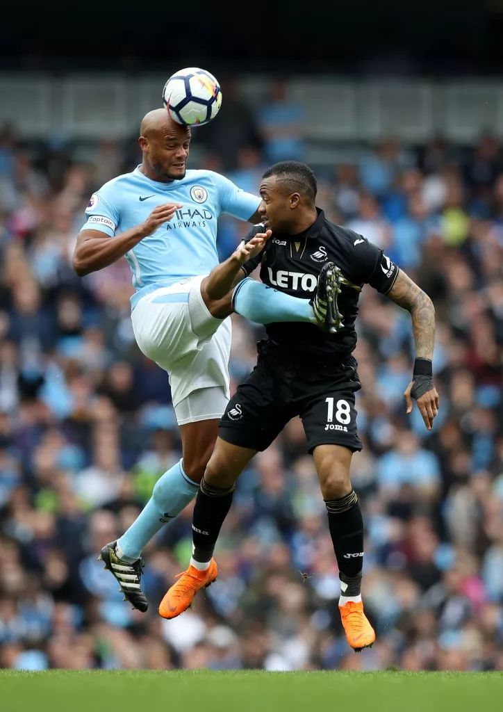 安菲尔德奇迹全场回放詹俊解说