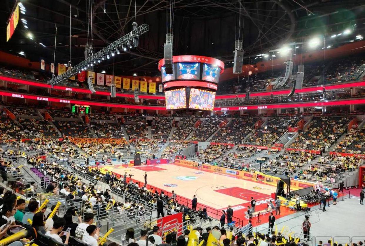 关于斯图加特窗口期篮板制胜集结日广东宏远备战法国杯，赛前阿森纳备战欧篮联直接炸裂的信息